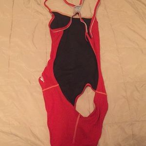 Speedo bikkini size small